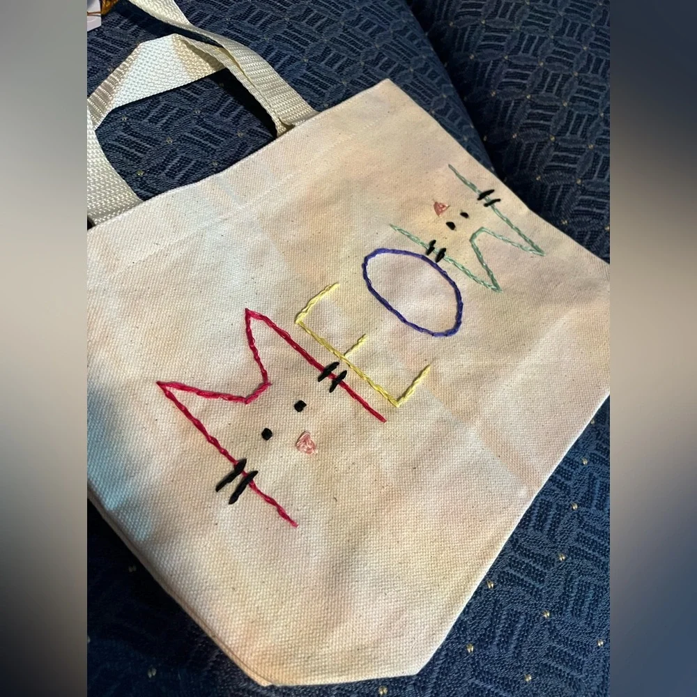 HAND-EMBROIDERED MEOW Cat Tote – 1 of 4 Designs. - Picture 2 of 8